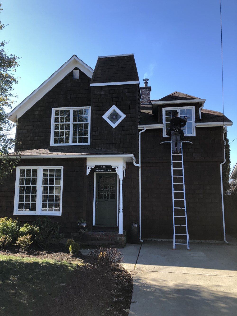 Residential window cleaning in snohomish county wa 98272